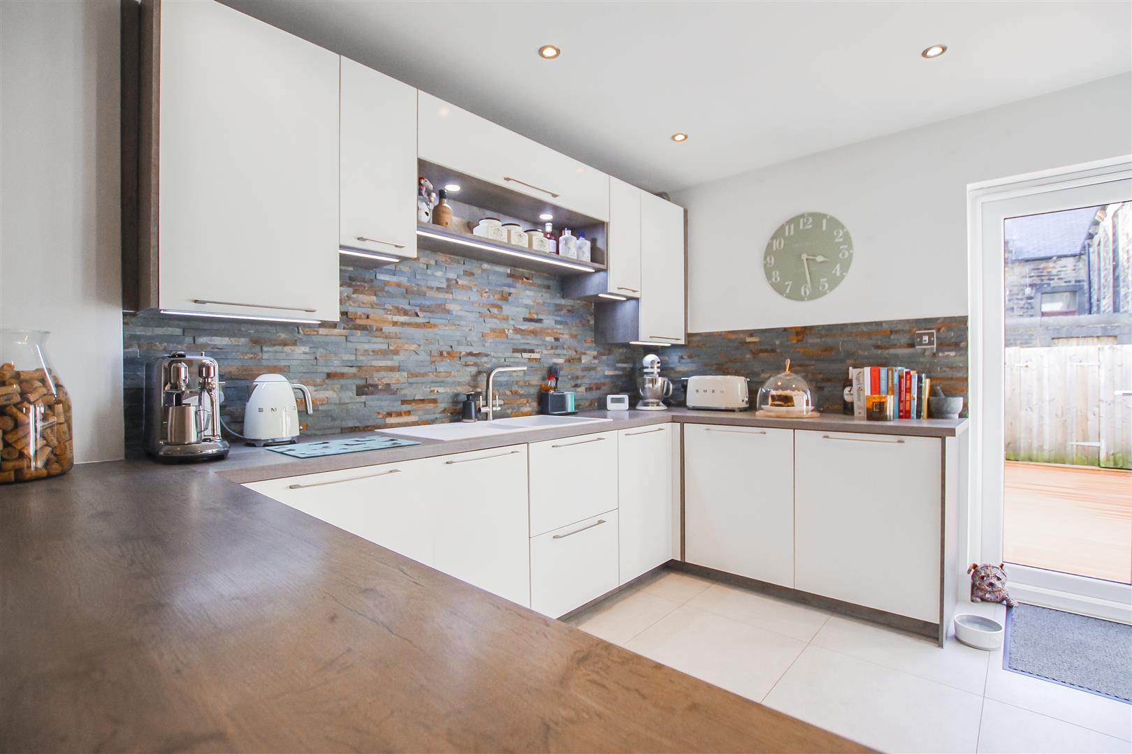 2 Bed Terraced House For Sale - Main Image